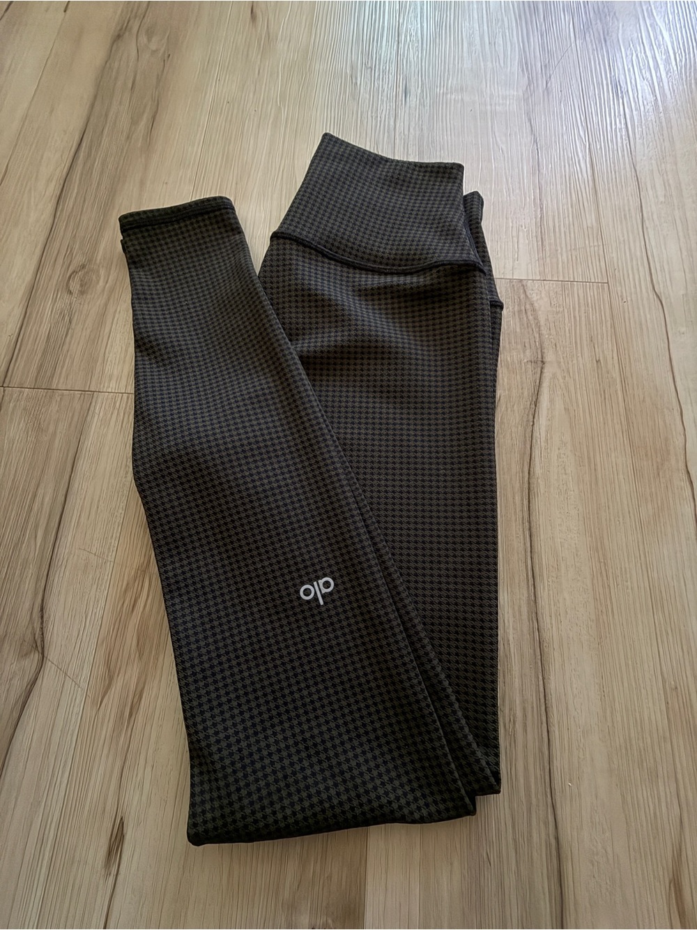 Alo Yoga leggings size S
